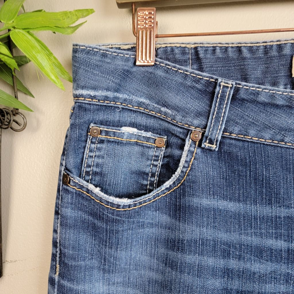 BKE 34 Culture Bootcut Boot Cut Medium Wash Mid Rise Stretch Jeans Distressed - Picture 3 of 15